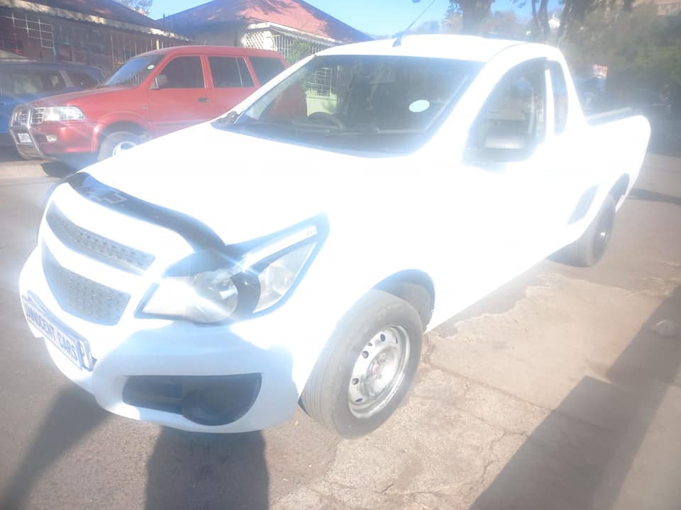 2017 CHEVROLET UTILITY BAKKIE 1.4 PETROL, MANUAL, WHITE COLOR, MILEAGE 62000KMS