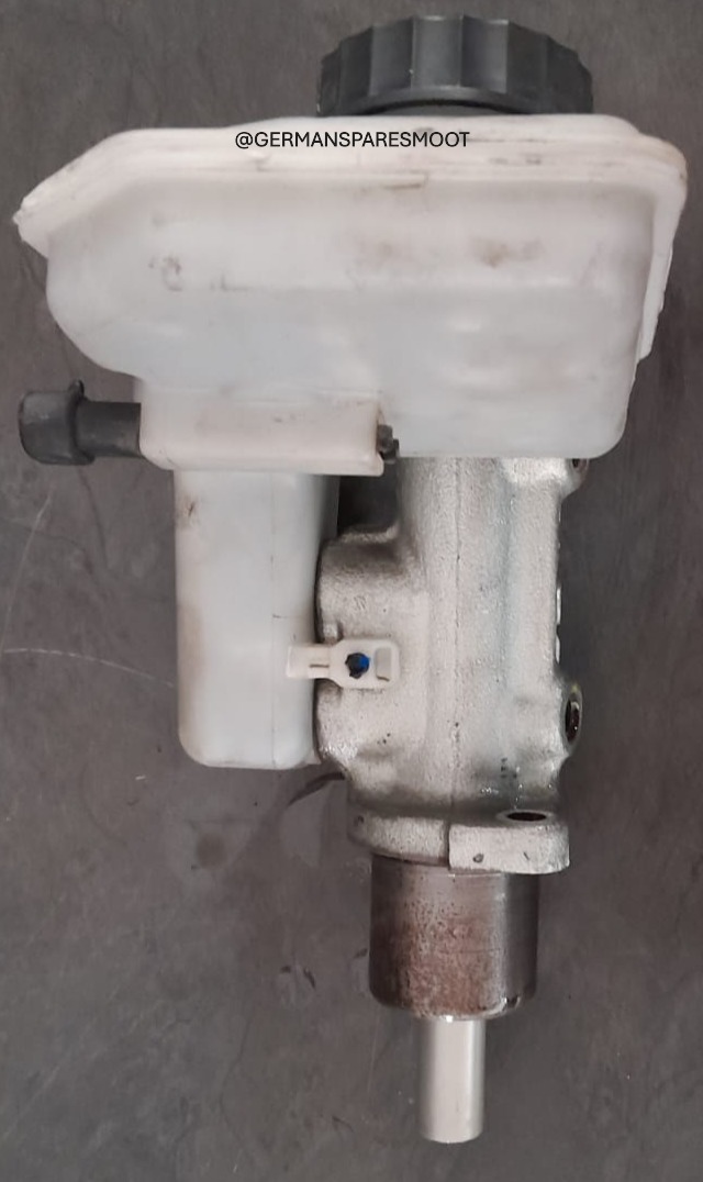 Chev Utility 1.4 Used Brake Master Cylinder - Private Seller Chev Utility 1.4 Used Brake Master Cylinder - Private Seller
