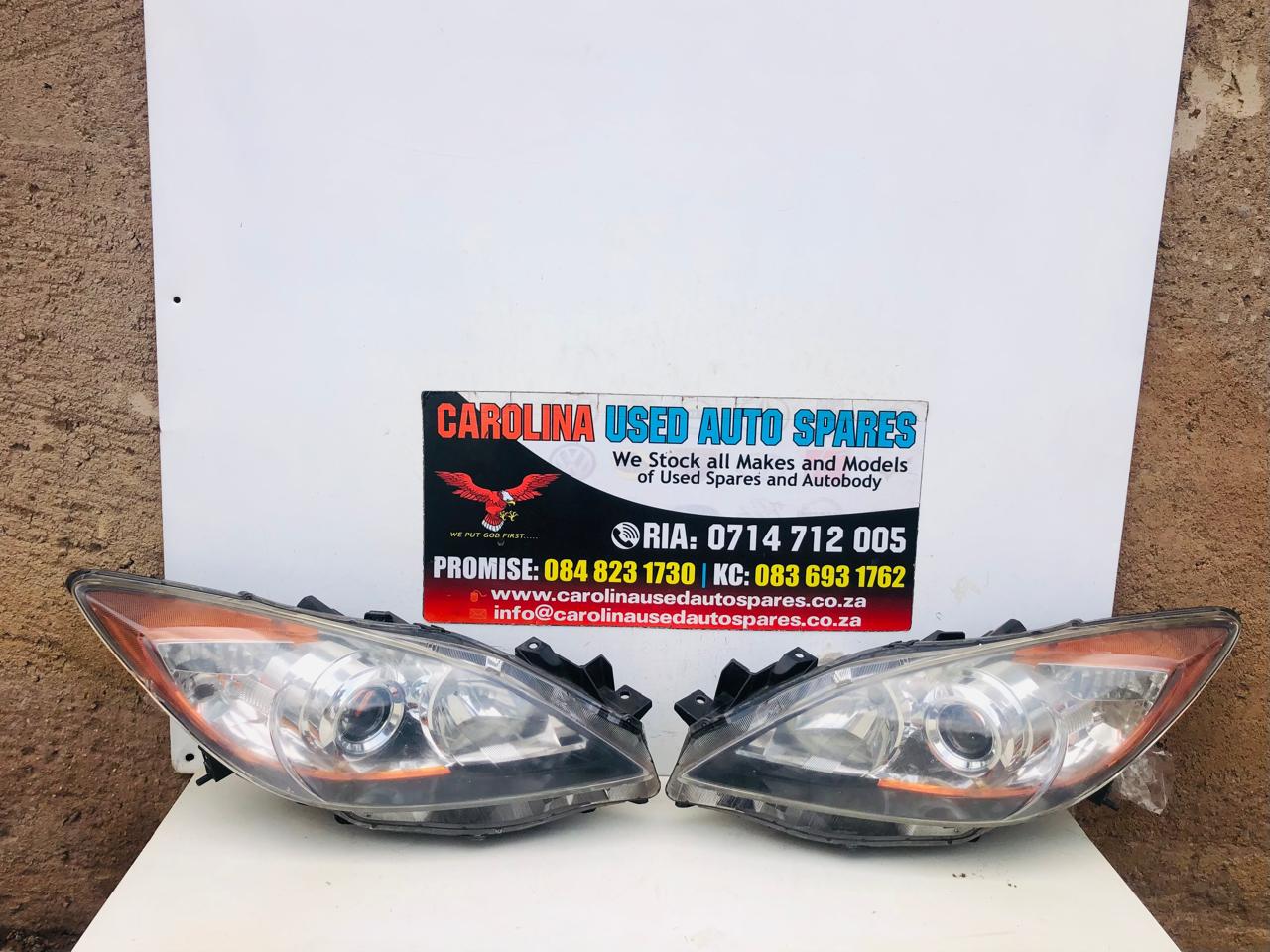 Mazda 3 left side and right side halogen headlight (2009-2013) - Private Seller Mazda 3 left side and right side halogen headlight (2009-2013) - Private Seller