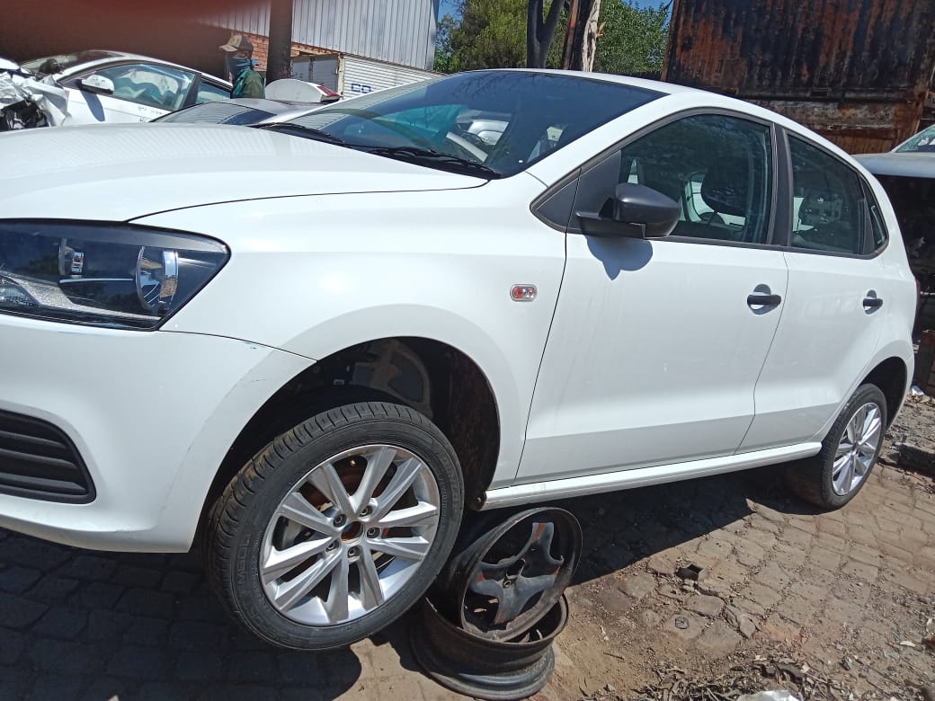 VW POLO VIVO 1.4 TSI STRIPPING FOR SPARES - Private Seller