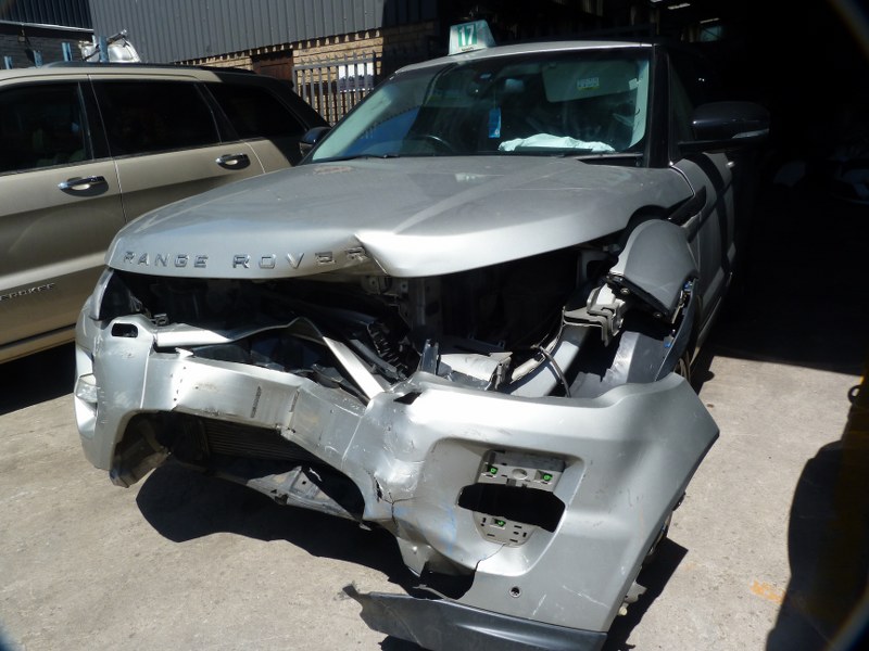 Land Rover Evoque 2.0 Si4 Dynamique AT Gold - 2013 STRIPPING FOR SPARES - Private Seller Land Rover Evoque 2.0 Si4 Dynamique AT Gold - 2013 STRIPPING FOR SPARES - Private Seller