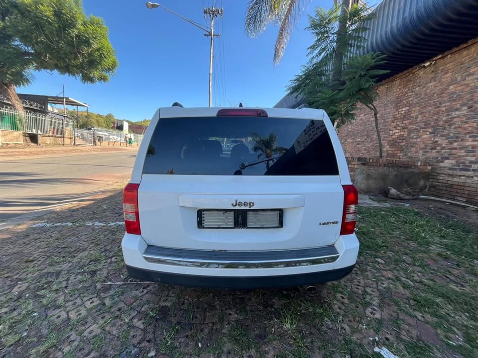 STRIPPING: 2015 JEEP PATRIOT 2.4 AUTOMATIC PETROL - Private Seller STRIPPING: 2015 JEEP PATRIOT 2.4 AUTOMATIC PETROL - Private Seller