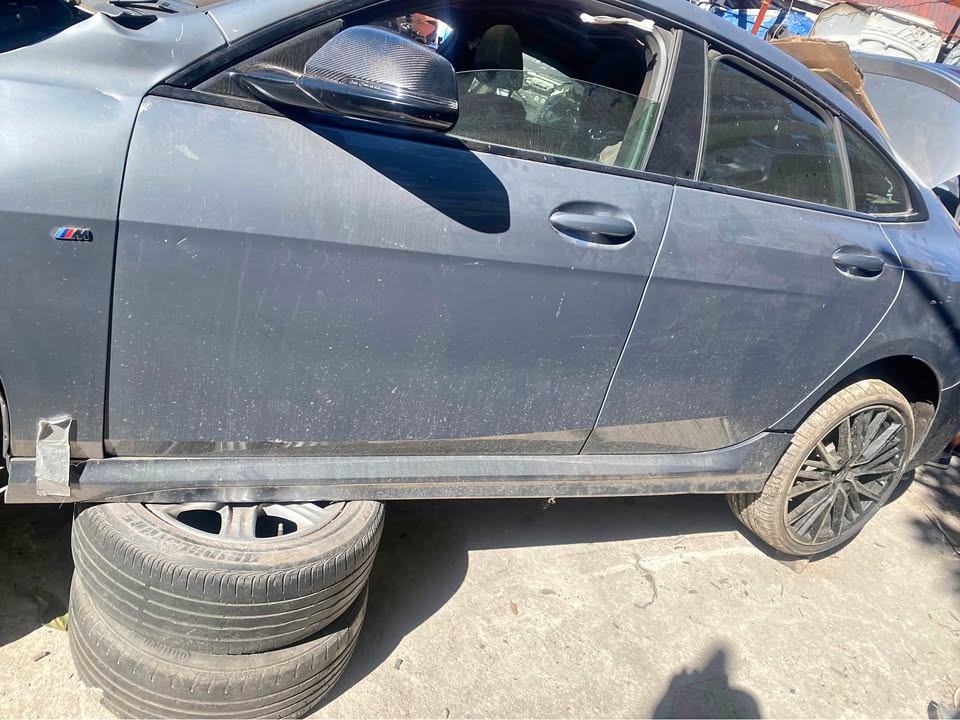 BMW 2 Series F44 stripping