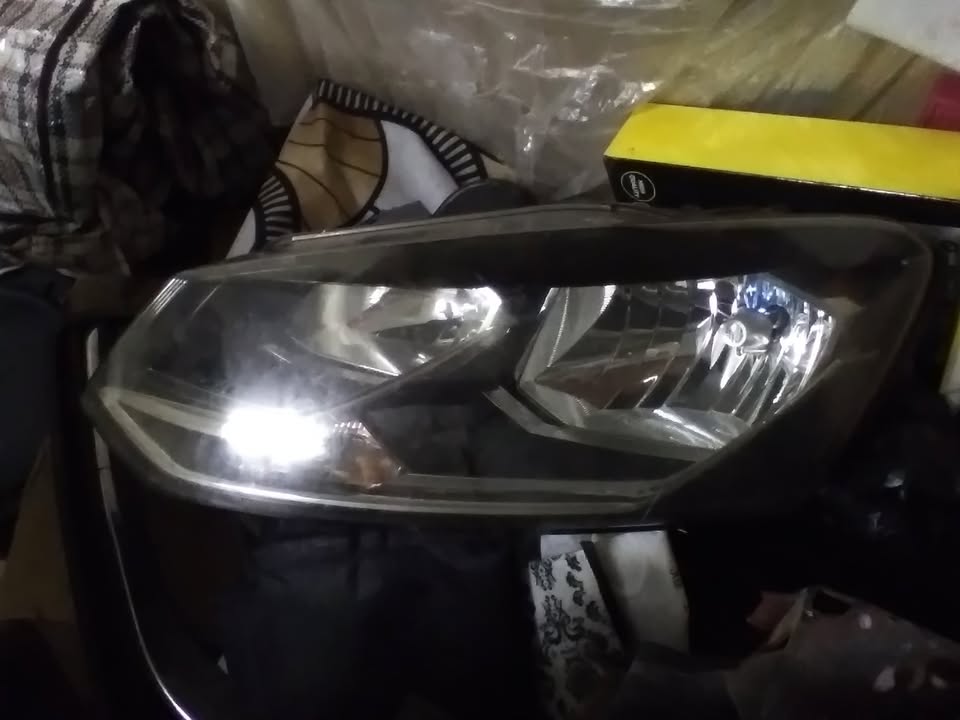 Polo headlight - Private Seller Polo headlight - Private Seller