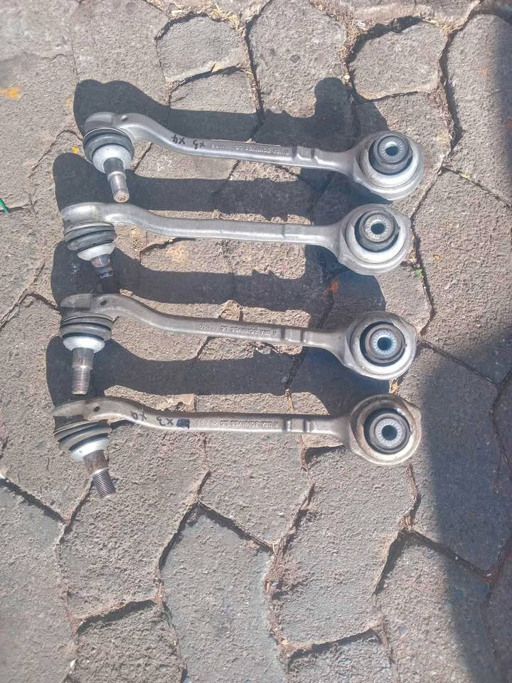 Bmw x3 lower control arms - Private Seller Bmw x3 lower control arms - Private Seller