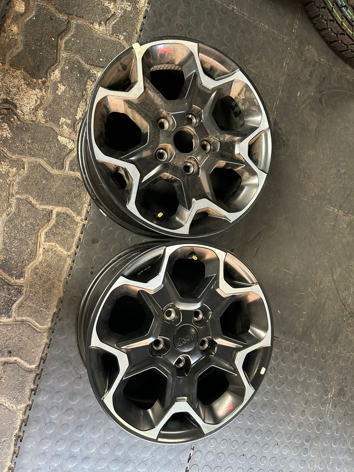Jeep Wheels - Private Seller Jeep Wheels - Private Seller