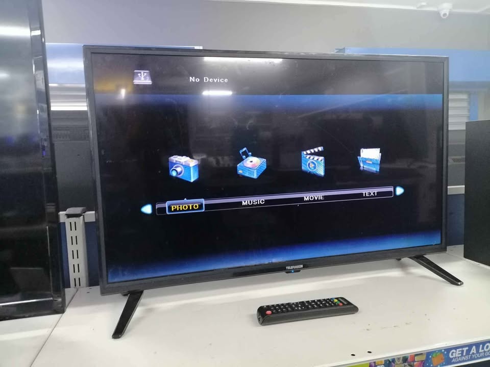 TELEFUNKEN 32" NON SMART TV