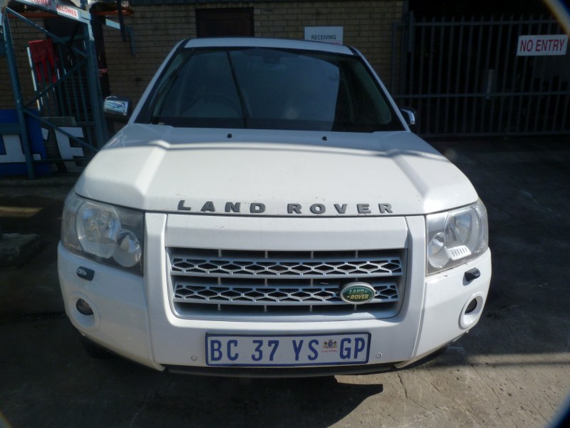 Land Rover Freelander 2 SE i6 AT White - 2007 STRIPPING FOR SPARES - Private Seller Land Rover Freelander 2 SE i6 AT White - 2007 STRIPPING FOR SPARES - Private Seller