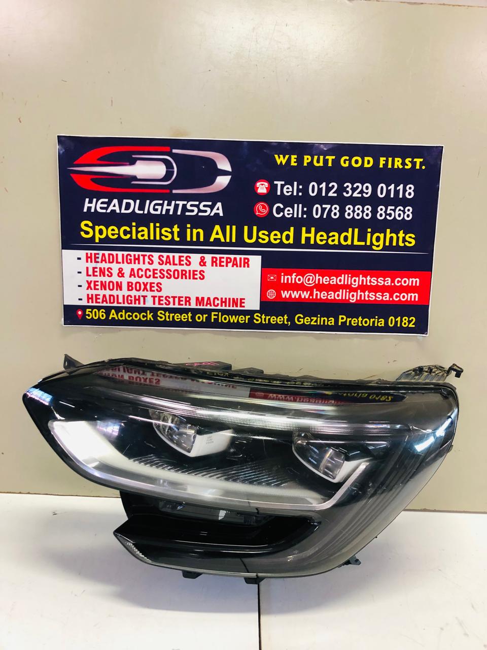 Renault Megane left side LED Pure Vision headlight - Private Seller Renault Megane left side LED Pure Vision headlight - Private Seller
