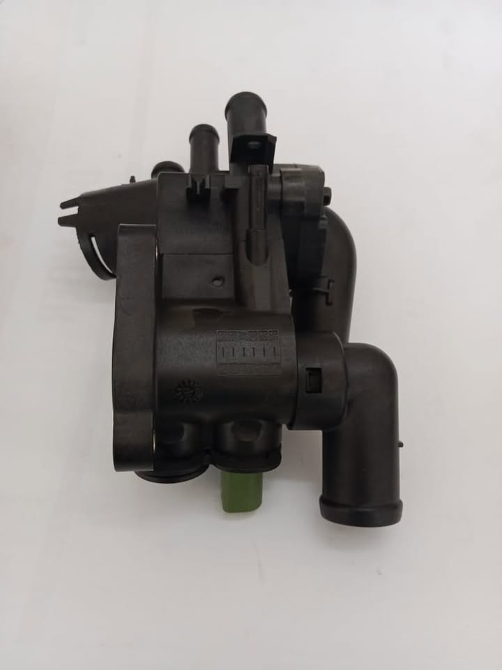 Coolant Regulator /Thermostat/ Housing by SWGE®  for Polo - Classic/Sedan/Playa/Bujwa - Private Seller