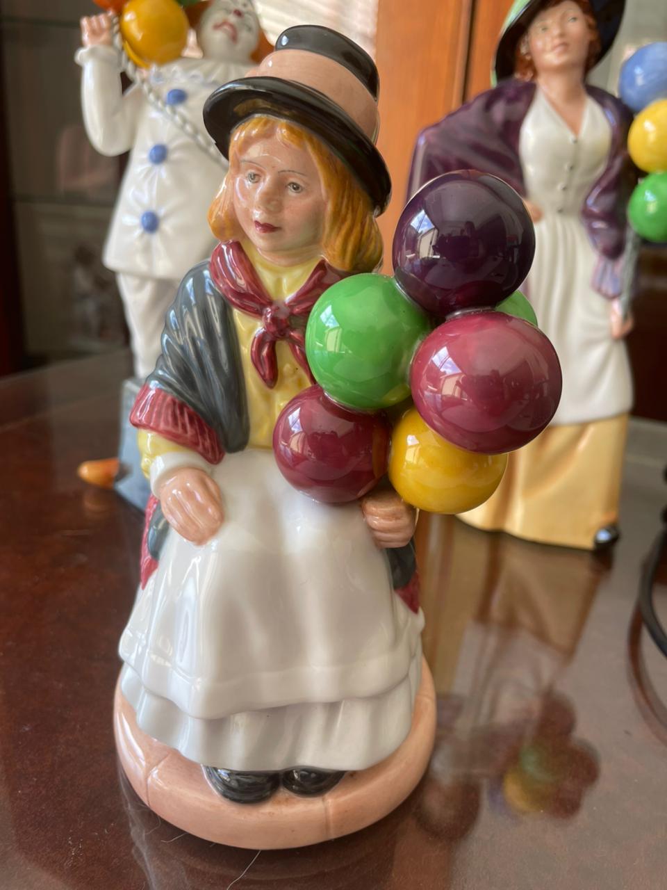 Balloon Girl HN2818 Balloon Girl HN2818