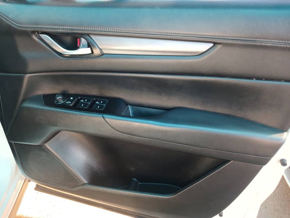 2019 MAZDA CX-5 2.0 SKYACTIVE  Transmission: Automatic  Mileage: 81000km  Fueltype: Petrol  White