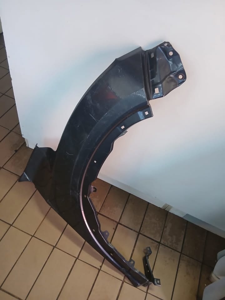 2018 HONDA HR-V FENDER RIGHT SIDE - Private Seller