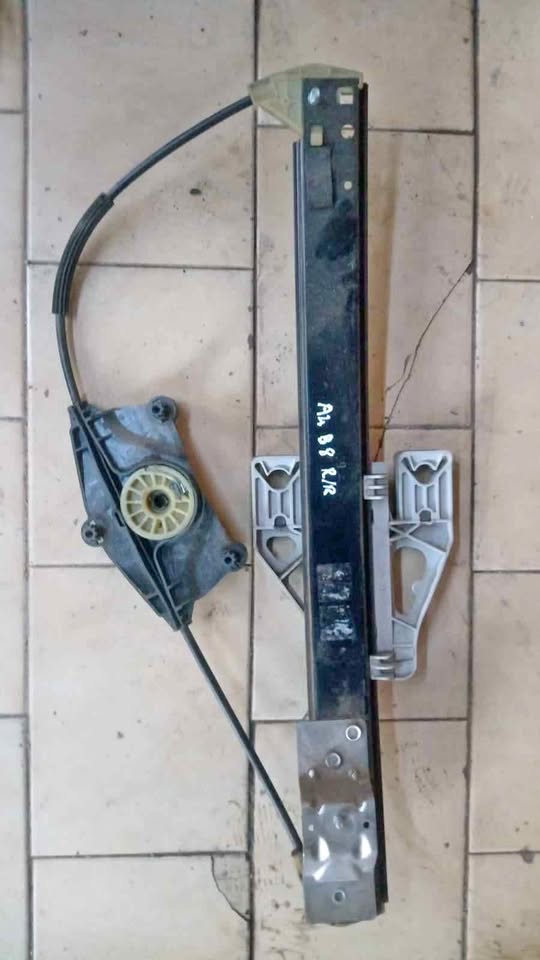 Audi a4 b8 right rear window mechanism - Private Seller Audi a4 b8 right rear window mechanism - Private Seller