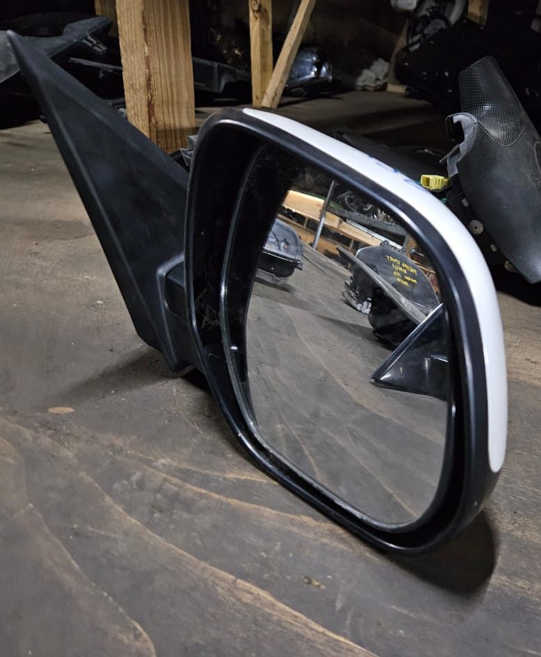 Used Mitsubishi ASX Side Door Mirrors – Left and Right Available Used Mitsubishi ASX Side Door Mirrors – Left and Right Available