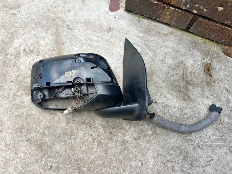 Nissan right side mirror shell - Private Seller Nissan right side mirror shell - Private Seller