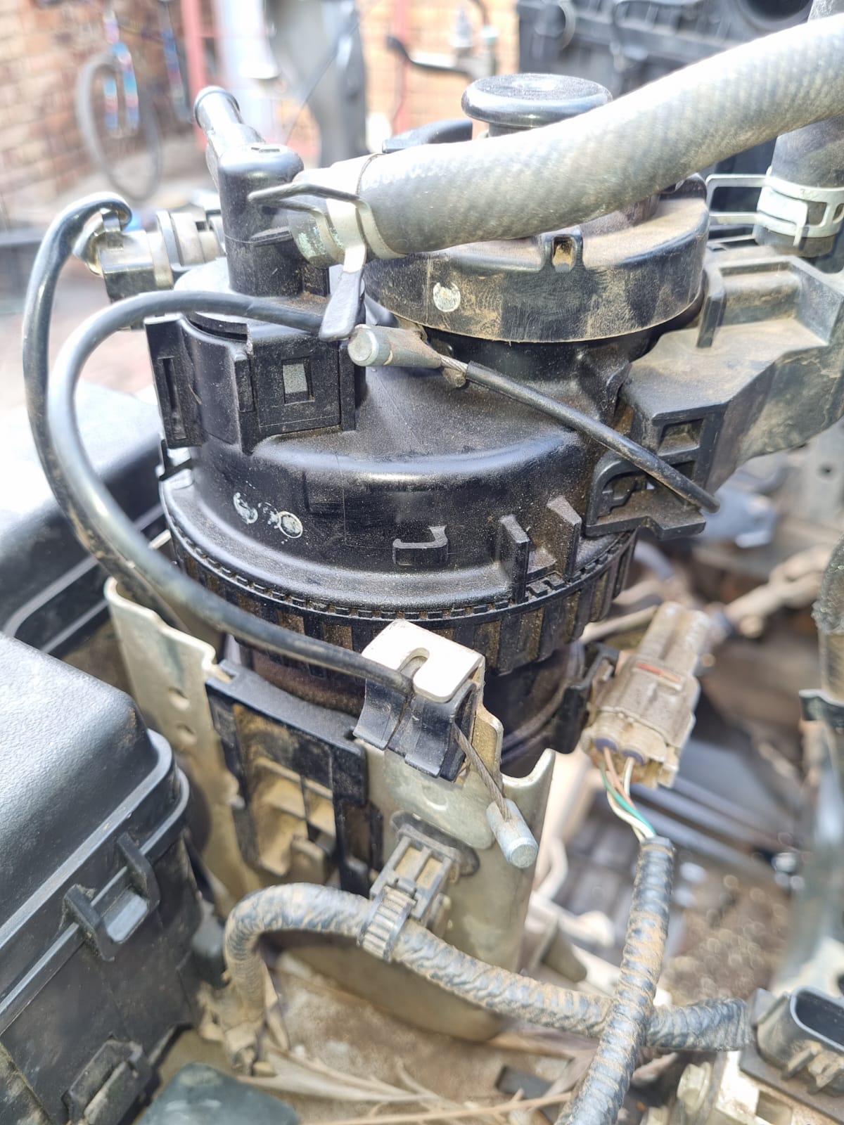 Used Toyota Fortuner Diesel Prime Pump (Fuel Lift Pump) for Sale