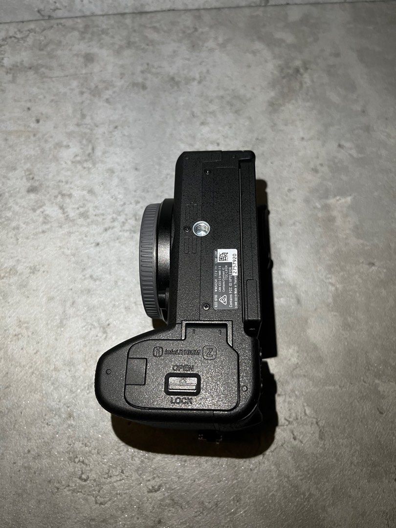 mint sony a6700