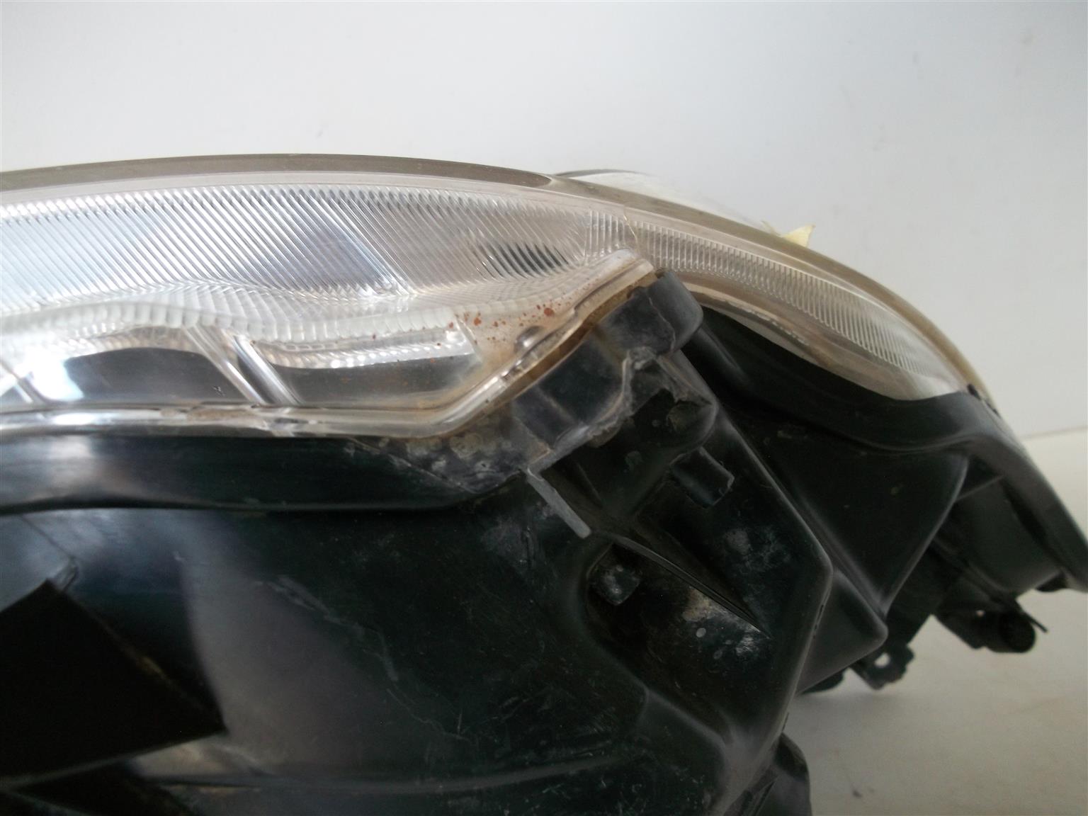 Ford Ranger T6 '12-'15 left headlight - Private Seller