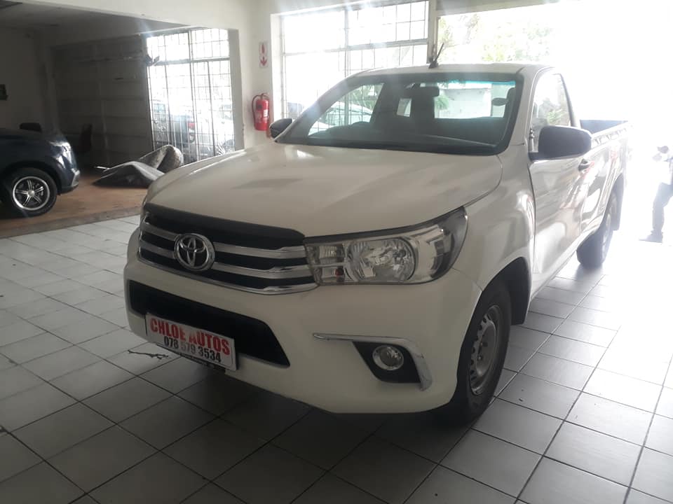 2018 TOYOTA HILUX 2.4 D4D GD6 4X2 LOWBASE SINGLE CAB MANUAL WHITE DIESEL