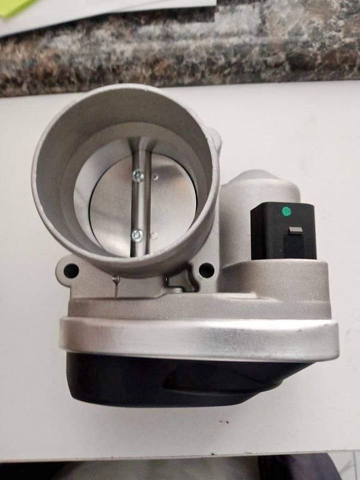 Bujwa throttle body at a discount price - Private Seller Bujwa throttle body at a discount price - Private Seller