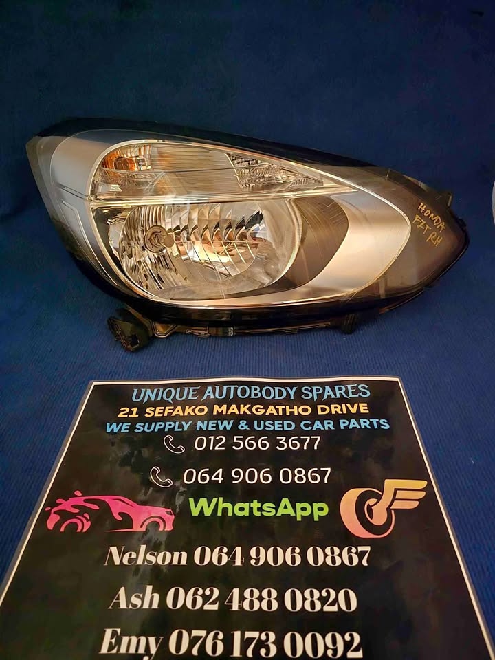 Honda Fit Right Headlight - Private Seller