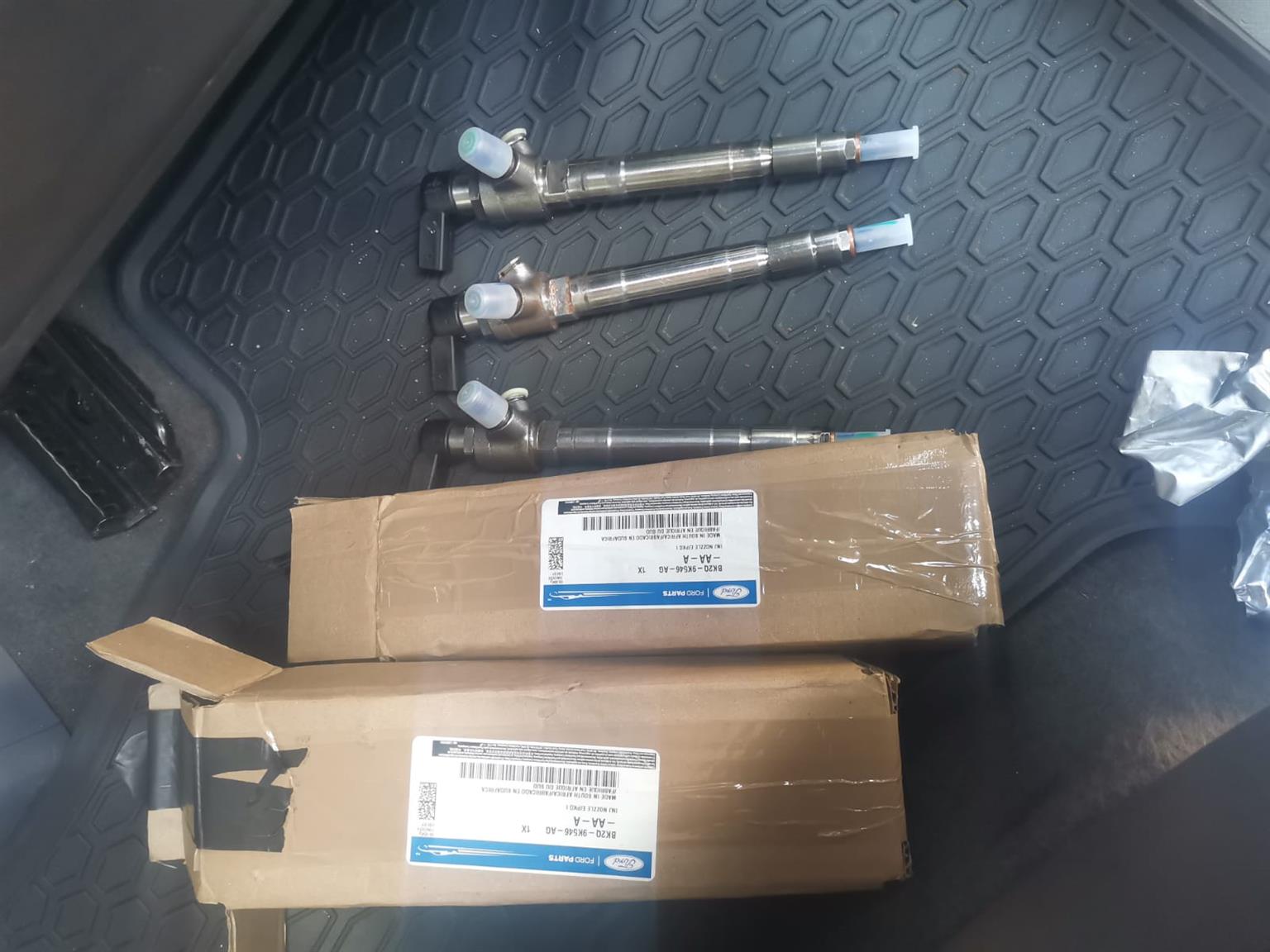 Diesel injectors for ford ranger 3.2 and 2,2  t6 - Private Seller