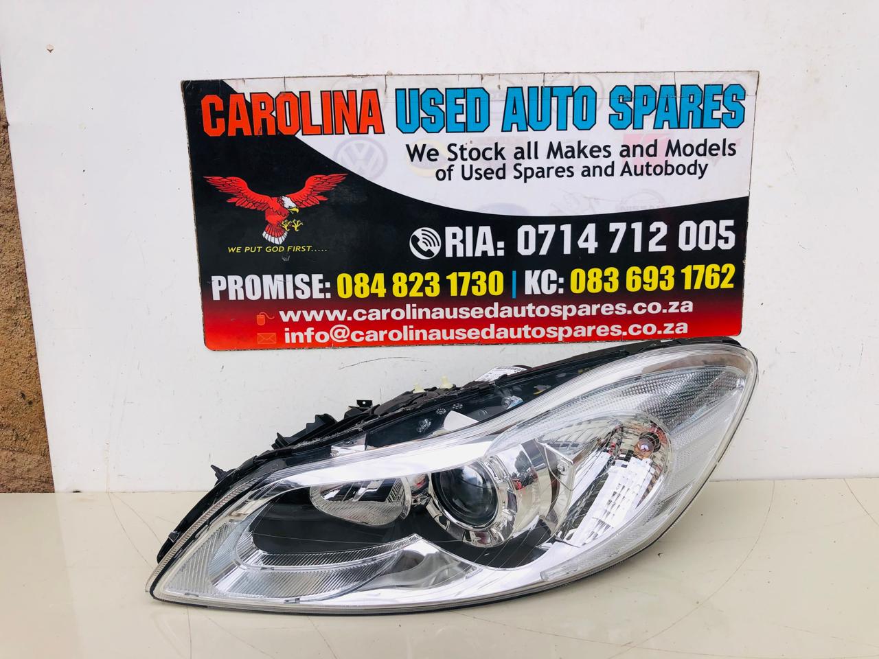 Volvo C30 left side halogen headlight - Private Seller Volvo C30 left side halogen headlight - Private Seller