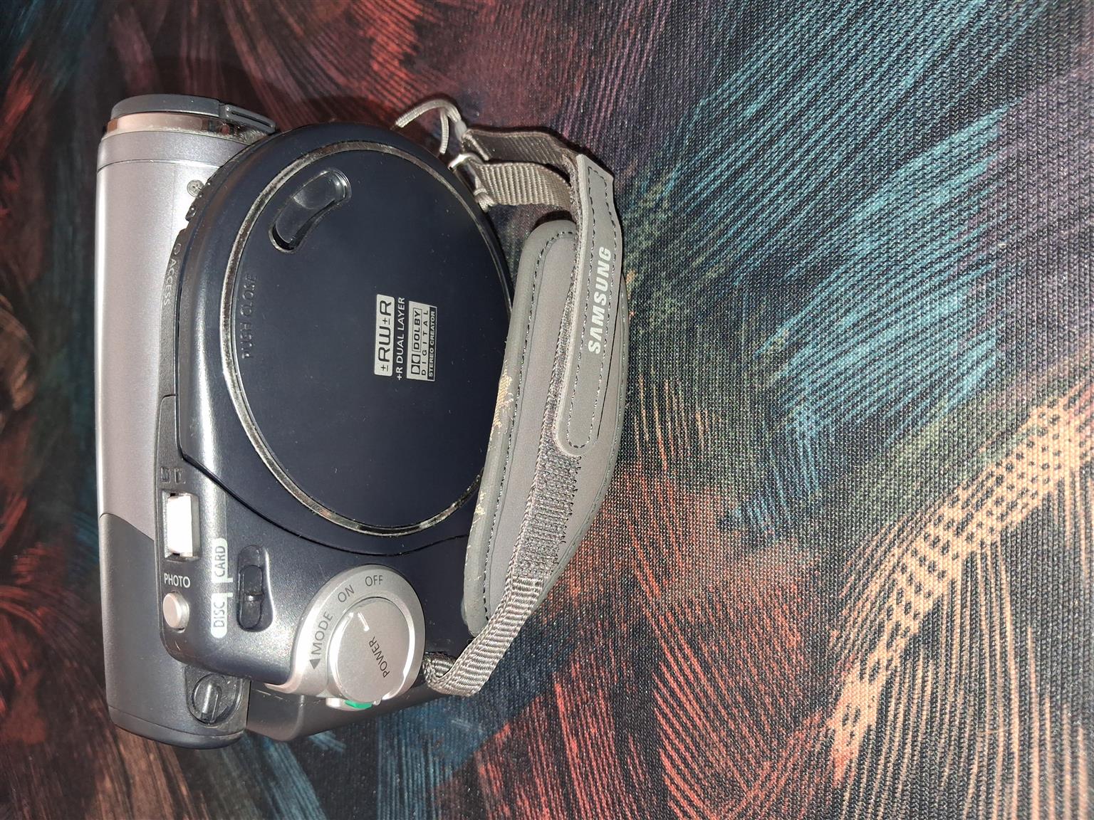 DIGITAL VIDEO CAMERA
