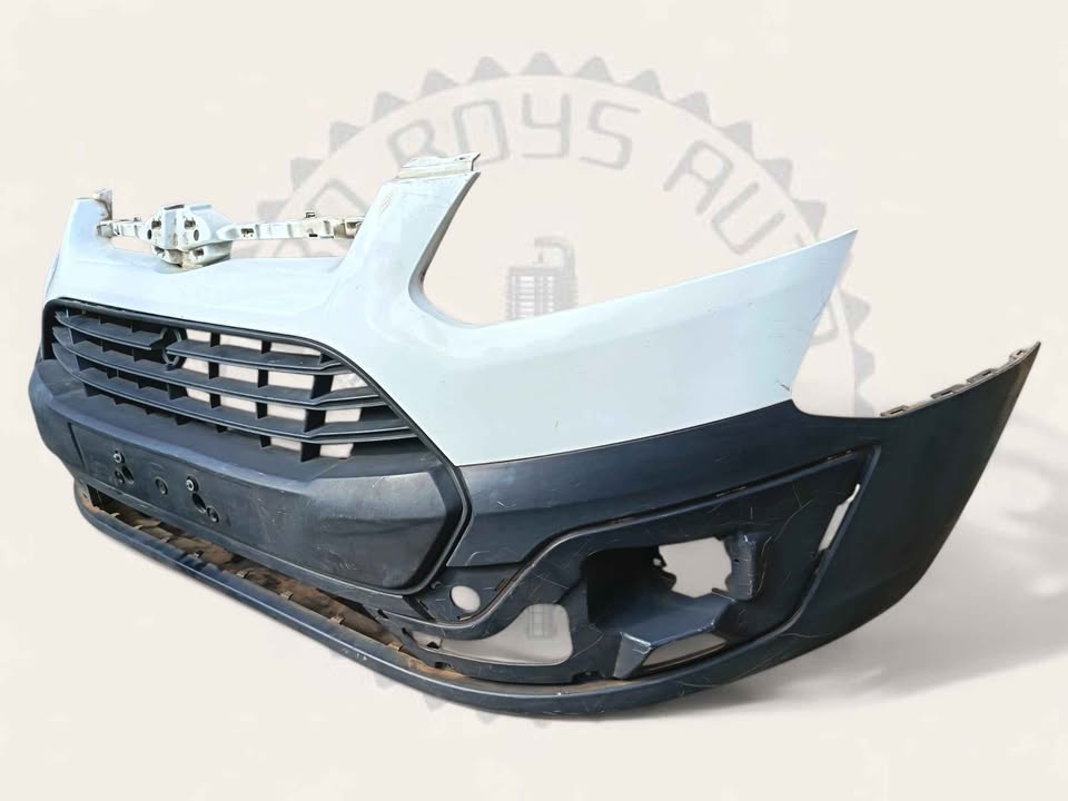 2015 FORD TRANSIT CUSTOM FRONT BUMPER AVAILABLE FOR SALE IN EXCELLENT CONDITION - Private Seller