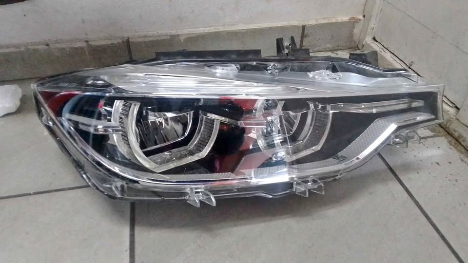 BMW F30 led headlights - Private Seller BMW F30 led headlights - Private Seller