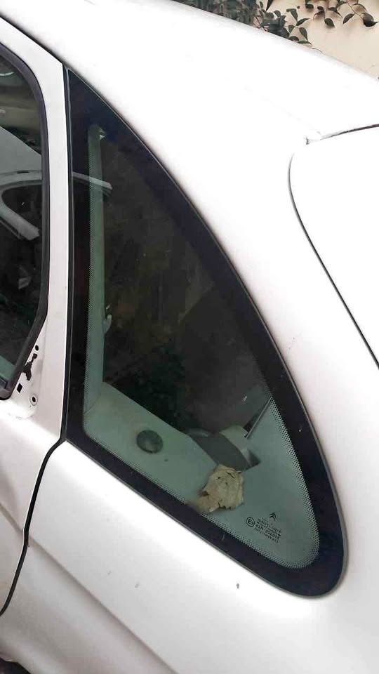 Citroen Xsara Picasso LR quarter glass