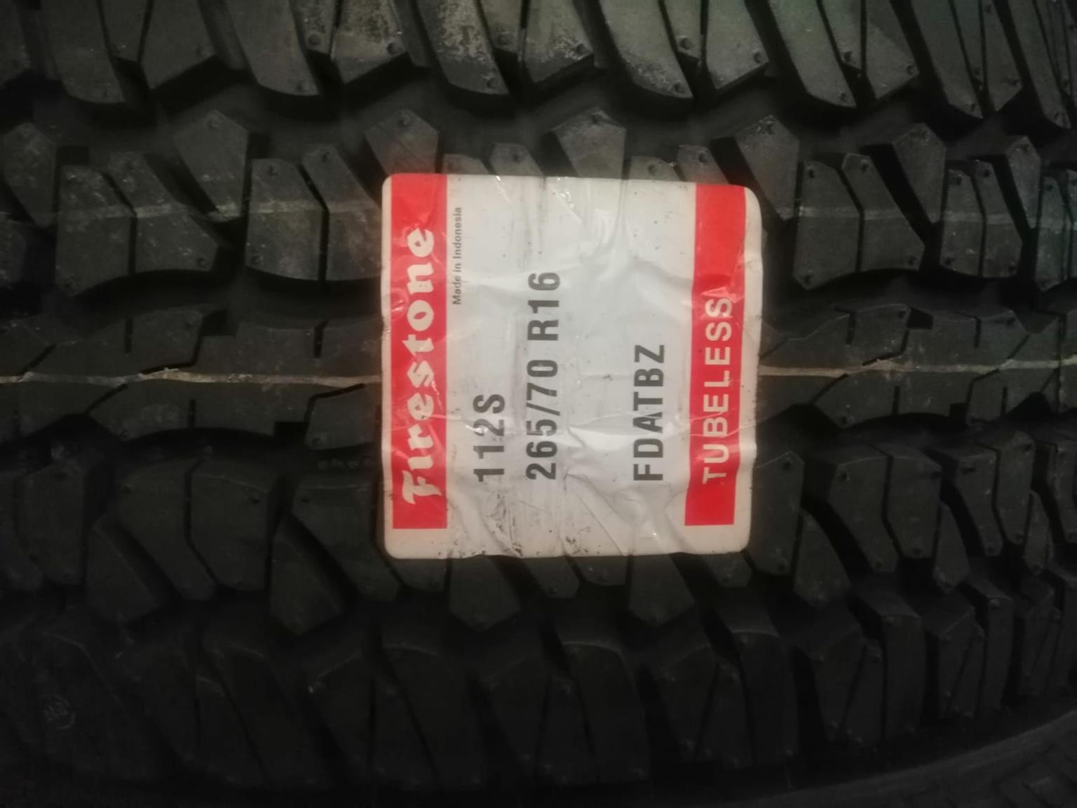 NEW! Firestone 265/70R16c