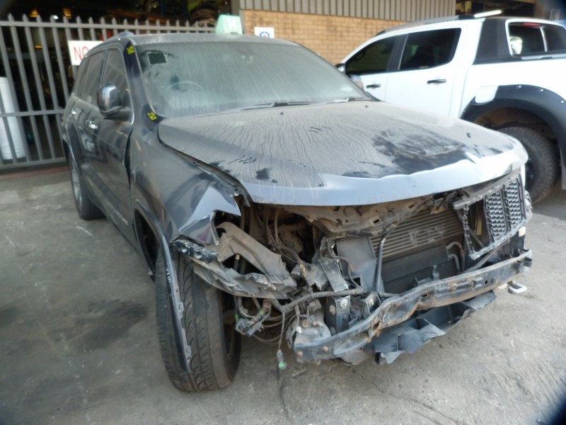 Jeep Grand Cherokee 3.0 V6 CRD 4x4 AT Black - 2015 STRIPPING FOR SPARES - Private Seller