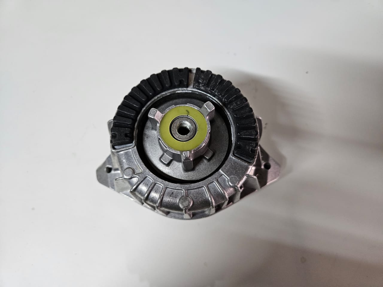 New Diesel Engine Mounting for W204 for sale - Private Seller