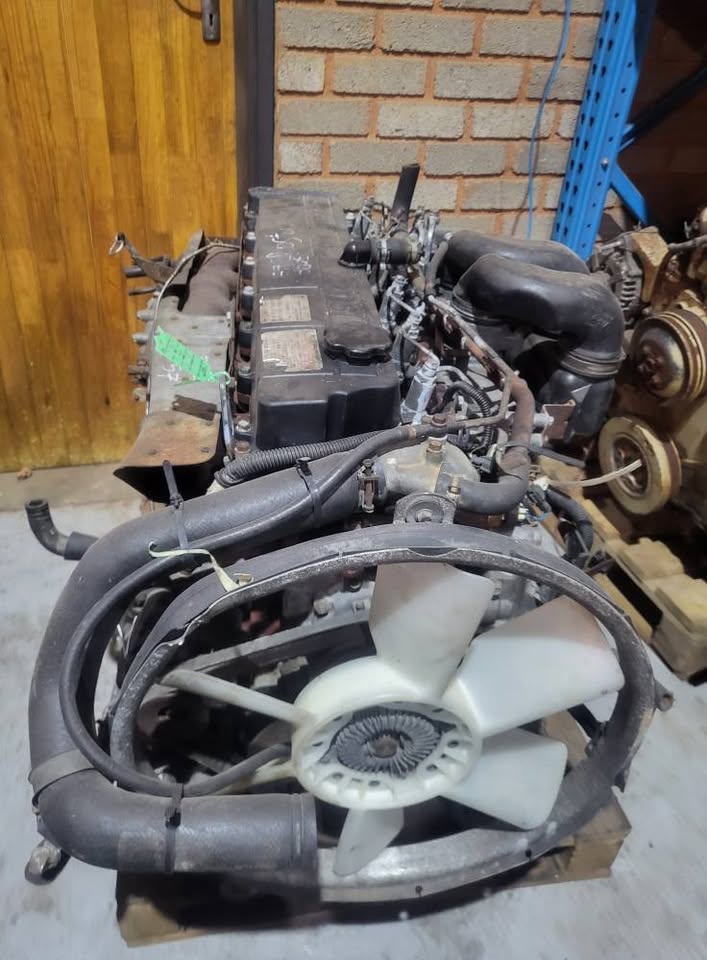 ISUZU 6HE1 ENGINE. COMPLETE. PLUG AND PLAY