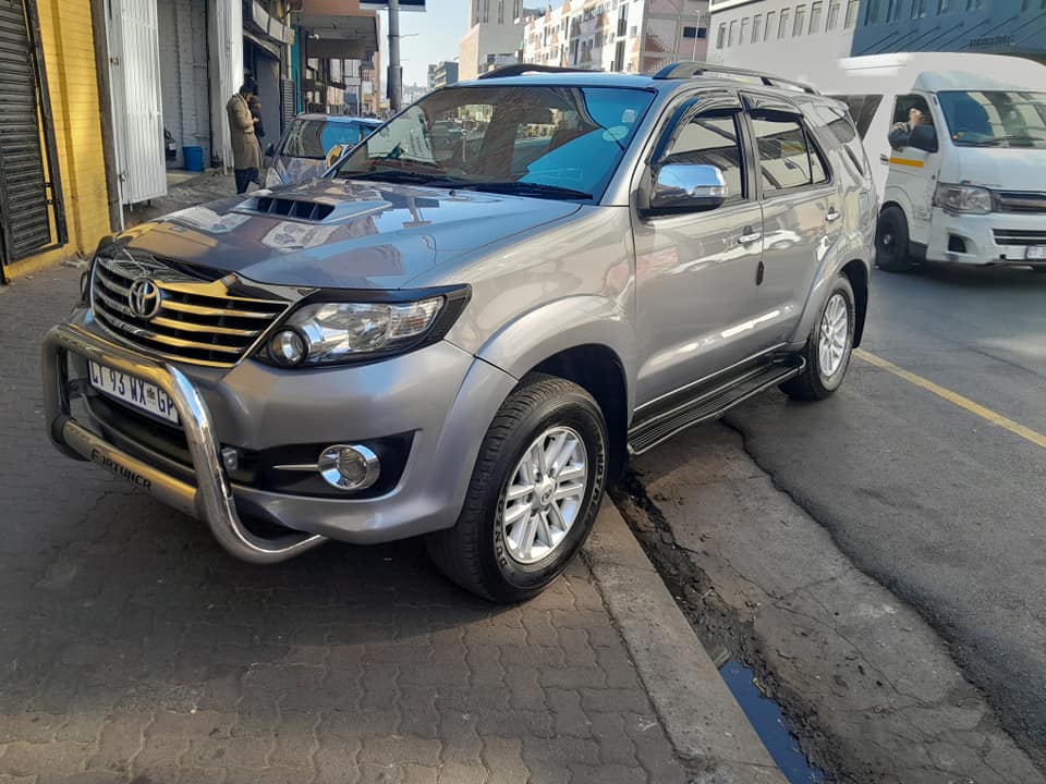 Toyota fortuner 2015 3.0 D4D for sale
