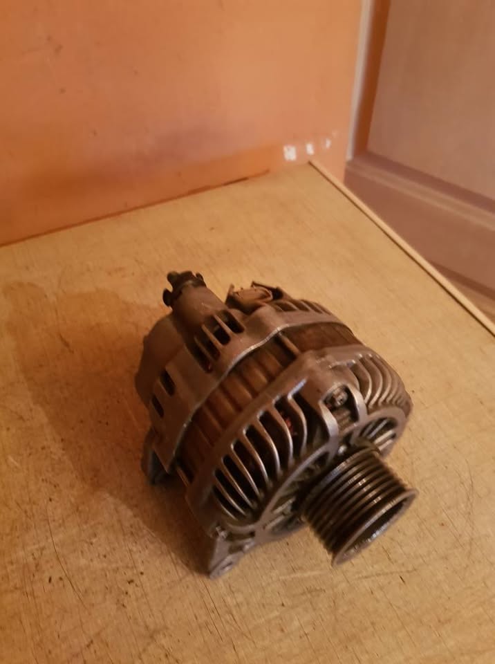 RENAULT OR NISSAN ALTERNATOR FORSALE