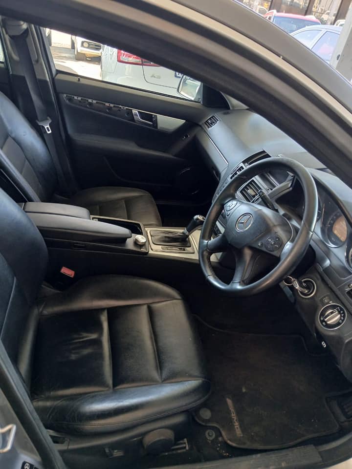 2010 MERCEDES BENZ C350 AUTOMATIC