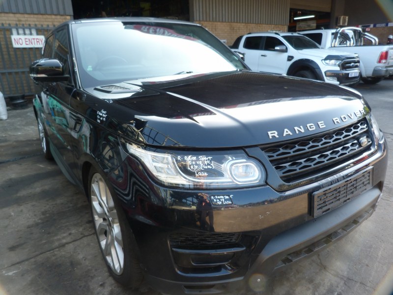 Land Rover Range Rover Sport 5.0 V8 AT L494  - 2013 SPARESBOYZ STRIPPING FOR SPA - Private Seller