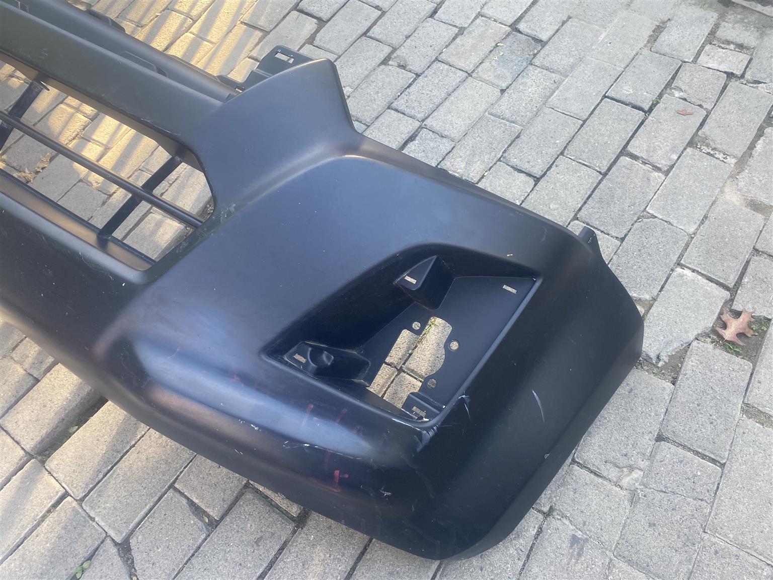 2020 ISUZU D-MAX FRONT BUMPER FOR SALE. IN EXCELLENT CONDITION - Private Seller
