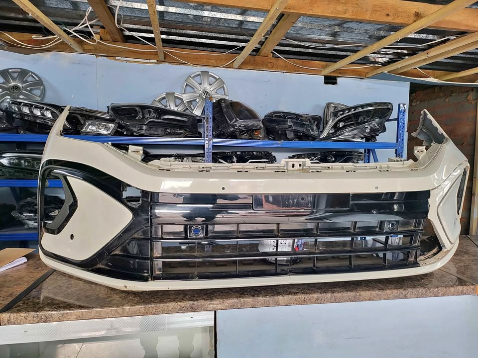 Vw Taigo Rline front bumper in an excellent condition available for sale.