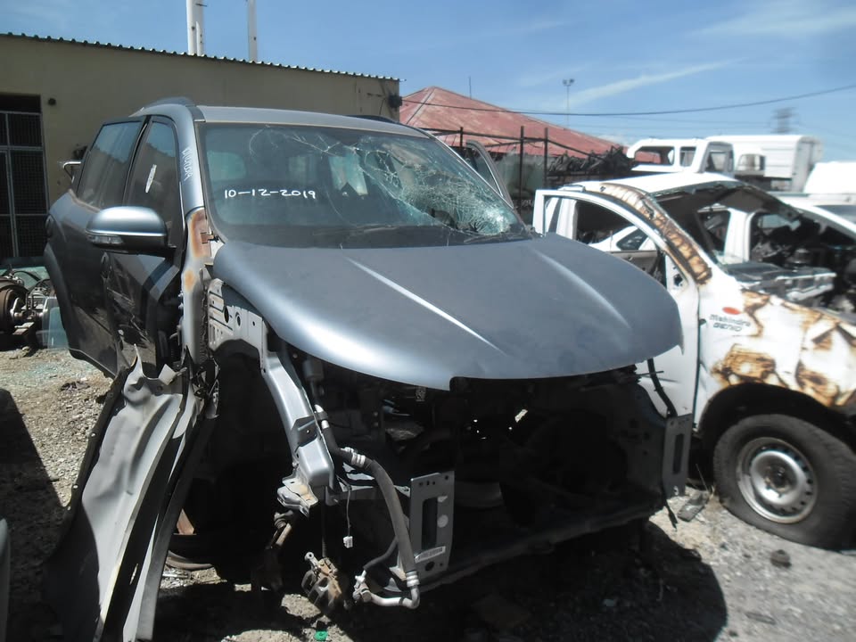 Mahindra XUV500 stripping for spares!! - Private Seller Mahindra XUV500 stripping for spares!! - Private Seller