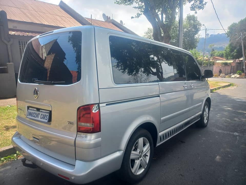 2012 VW CARAVELLE VAN 2.0 TDI DIESEL, AUTOMATIC, SILVER COLOR, MILEAGE 158000KMS