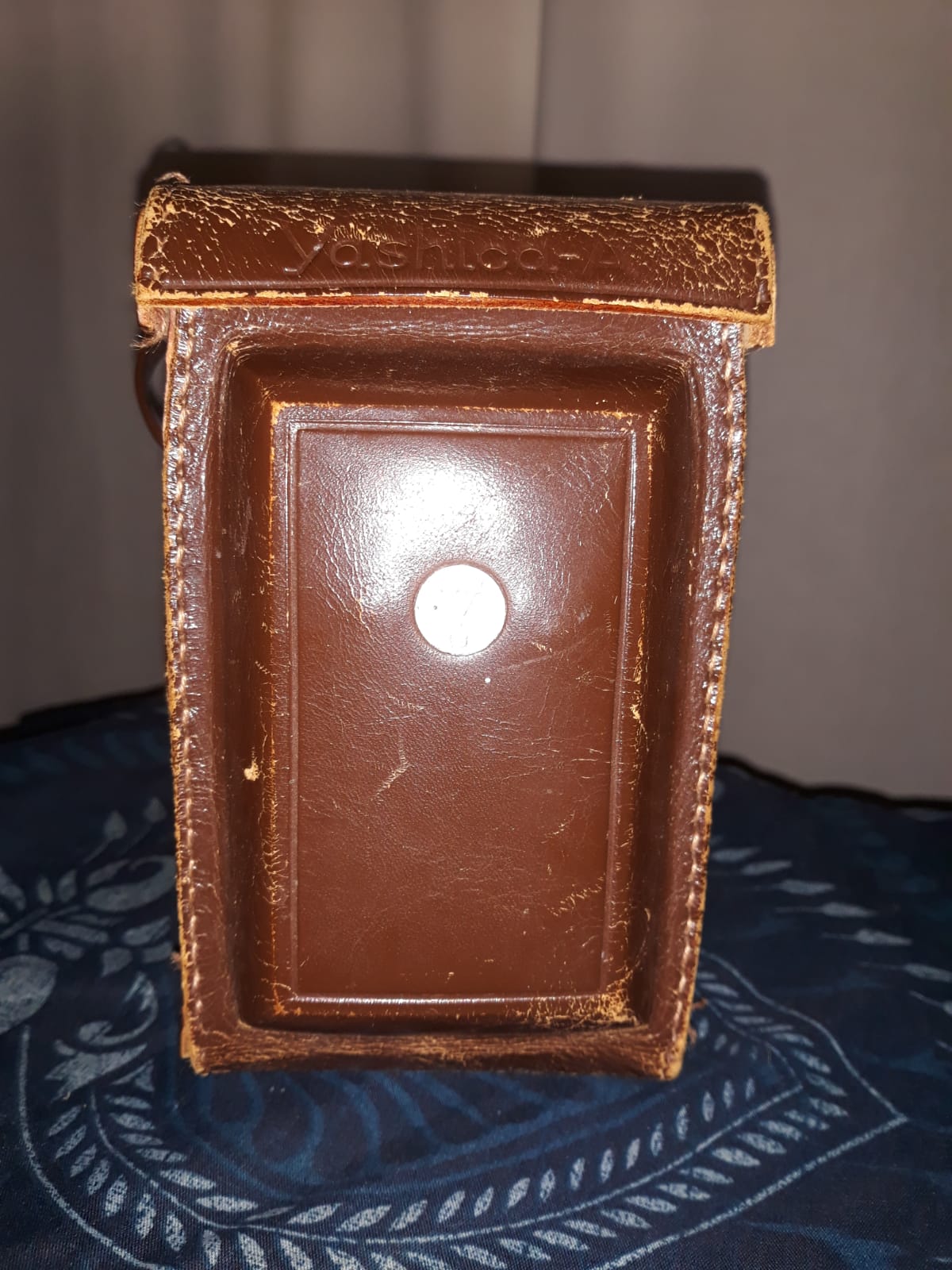 Yoshica-A 1950 vintage camera and pouch for sale Yoshica-A 1950 vintage camera and pouch for sale