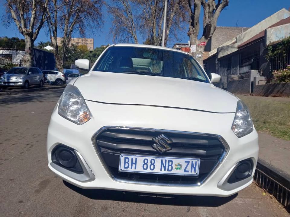 2021 Sezuki Dzire 1.2 Petrol, Manual, White, 68000kms