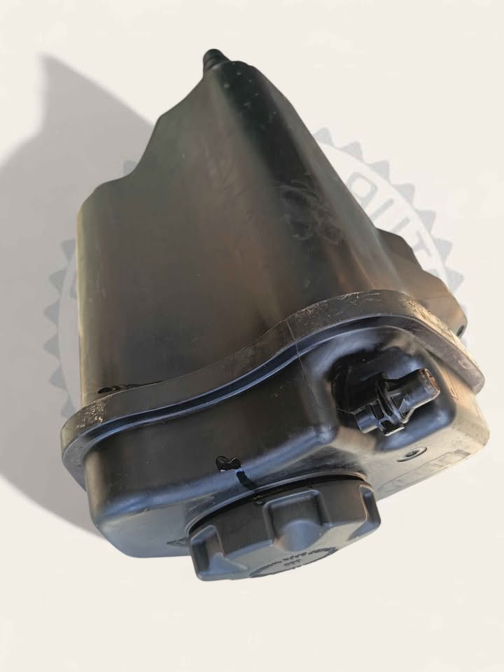 BMW X5 AND X6 E70, E71, F15 AND F16 WATER BOTTLE, EXPANSION TANK, RESERVOIR AVAILABLE FOR SALE - Private Seller BMW X5 AND X6 E70, E71, F15 AND F16 WATER BOTTLE, EXPANSION TANK, RESERVOIR AVAILABLE FOR SALE - Private Seller