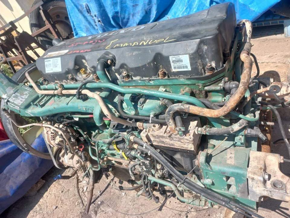 Volvo B11R bus engines stripping for parts