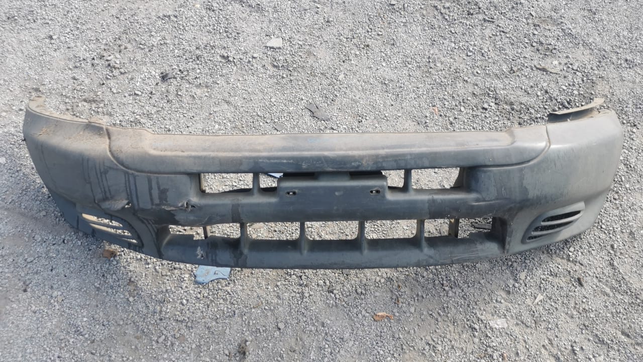 SSANGYONG KORANDO FRONT BUMPER - Private Seller SSANGYONG KORANDO FRONT BUMPER - Private Seller