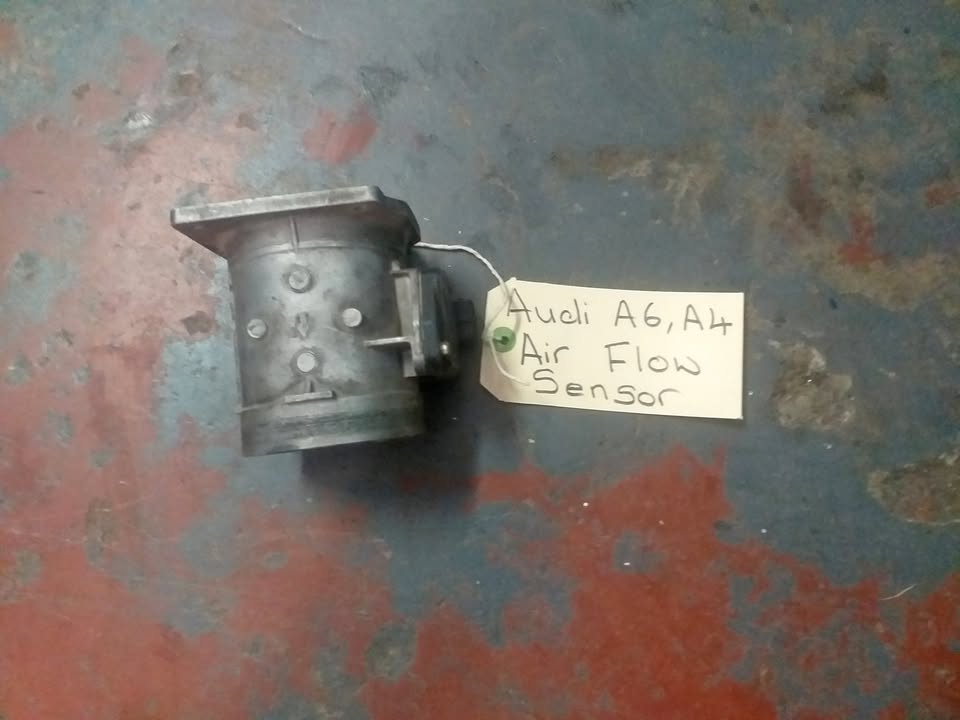 AUDI A4 A6 AIR FLOW SENSOR - Private Seller